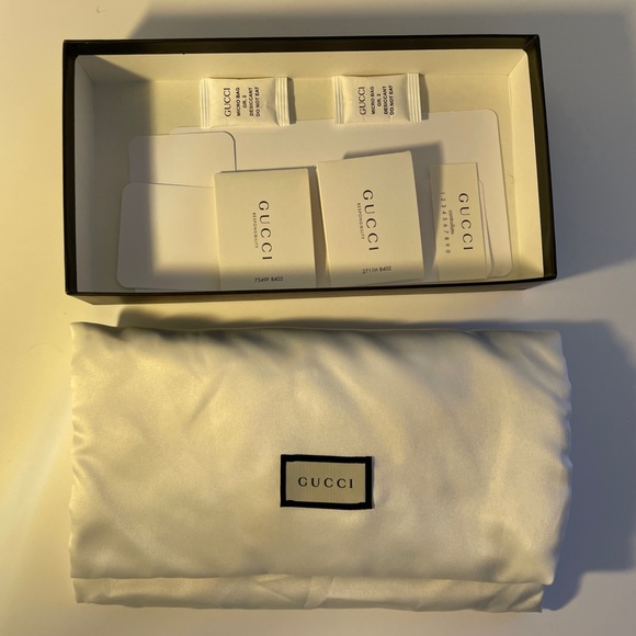 Gucci Microguccisima long black leather wallet - Picture 7 of 11